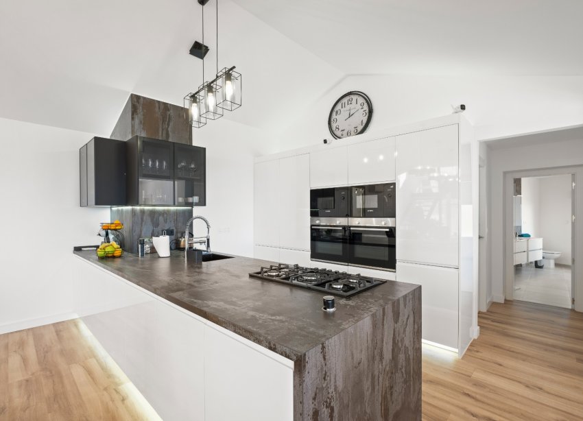 Resale - Villa - Calpe