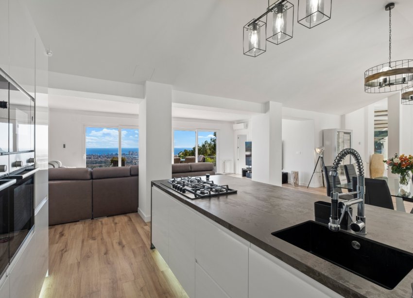 Resale - Villa - Calpe