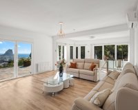 Resale - Villa - Calpe