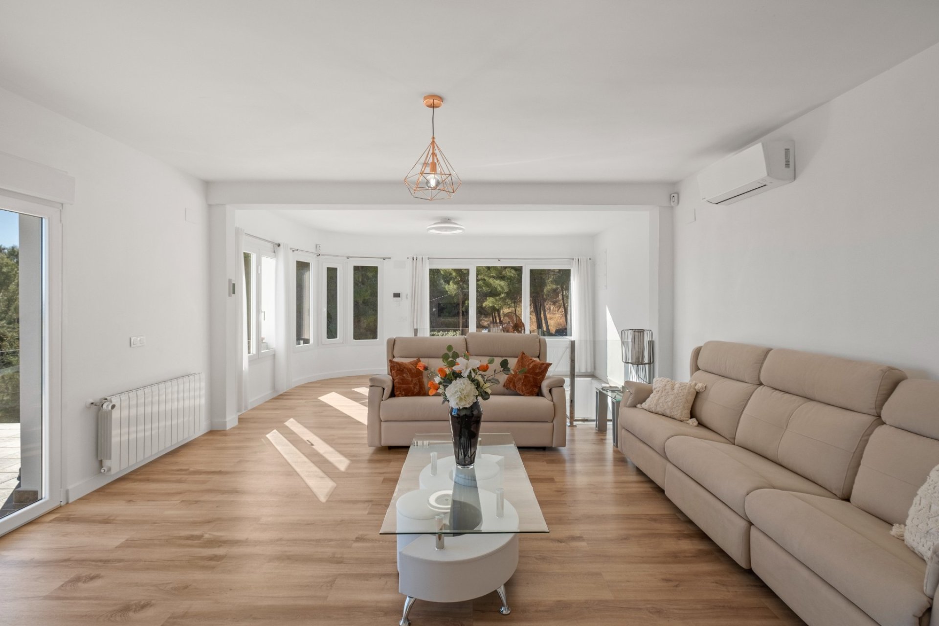 Resale - Villa - Calpe