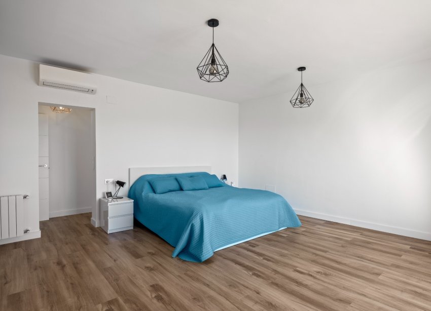 Resale - Villa - Calpe