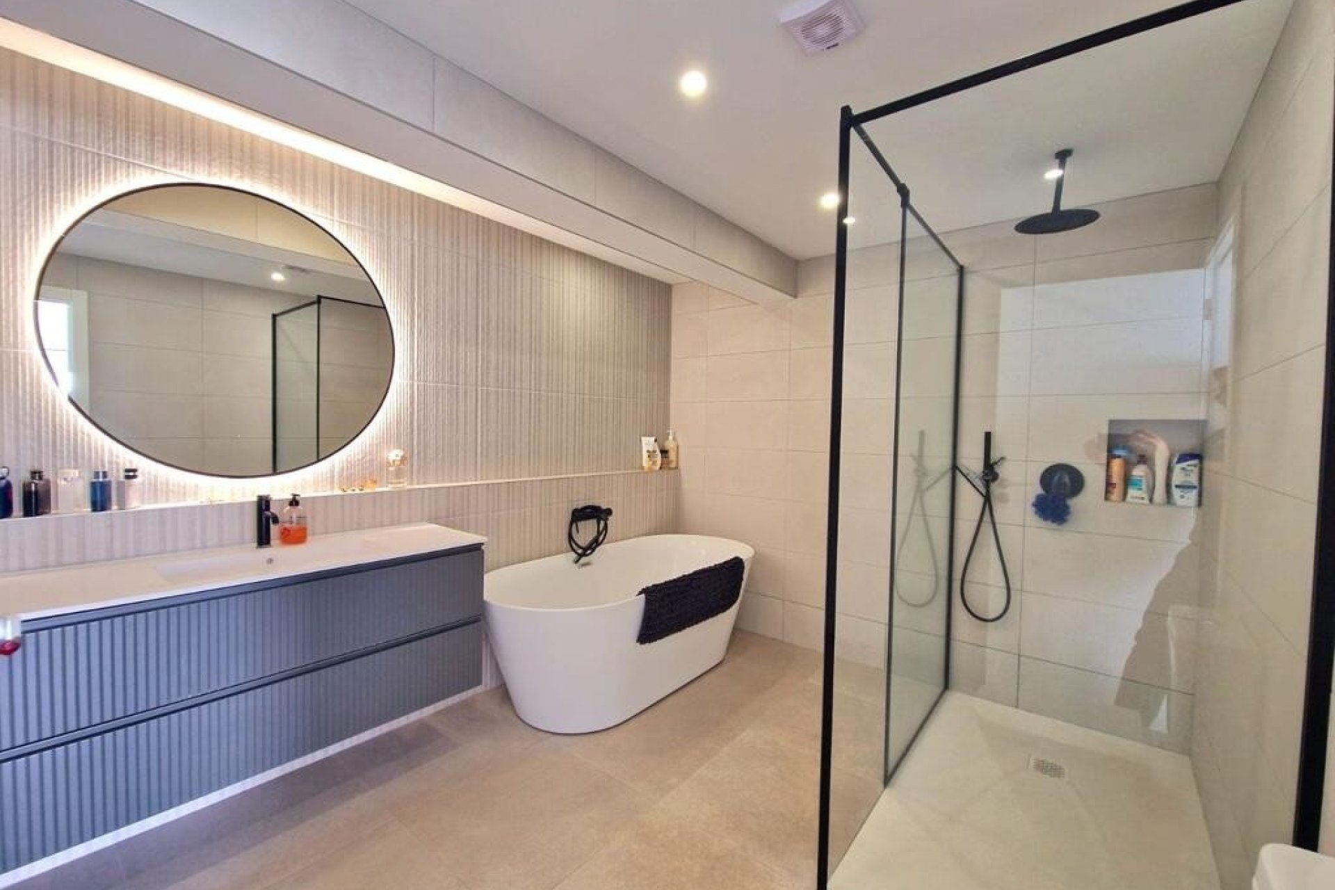 Resale - Villa - Chayofa - Chayofa Tenerife