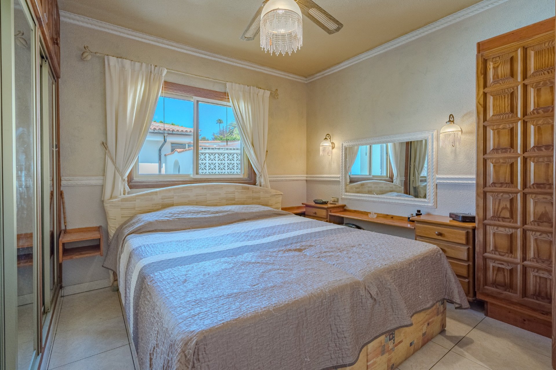 Resale - Villa - Chayofa - Chayofa Tenerife