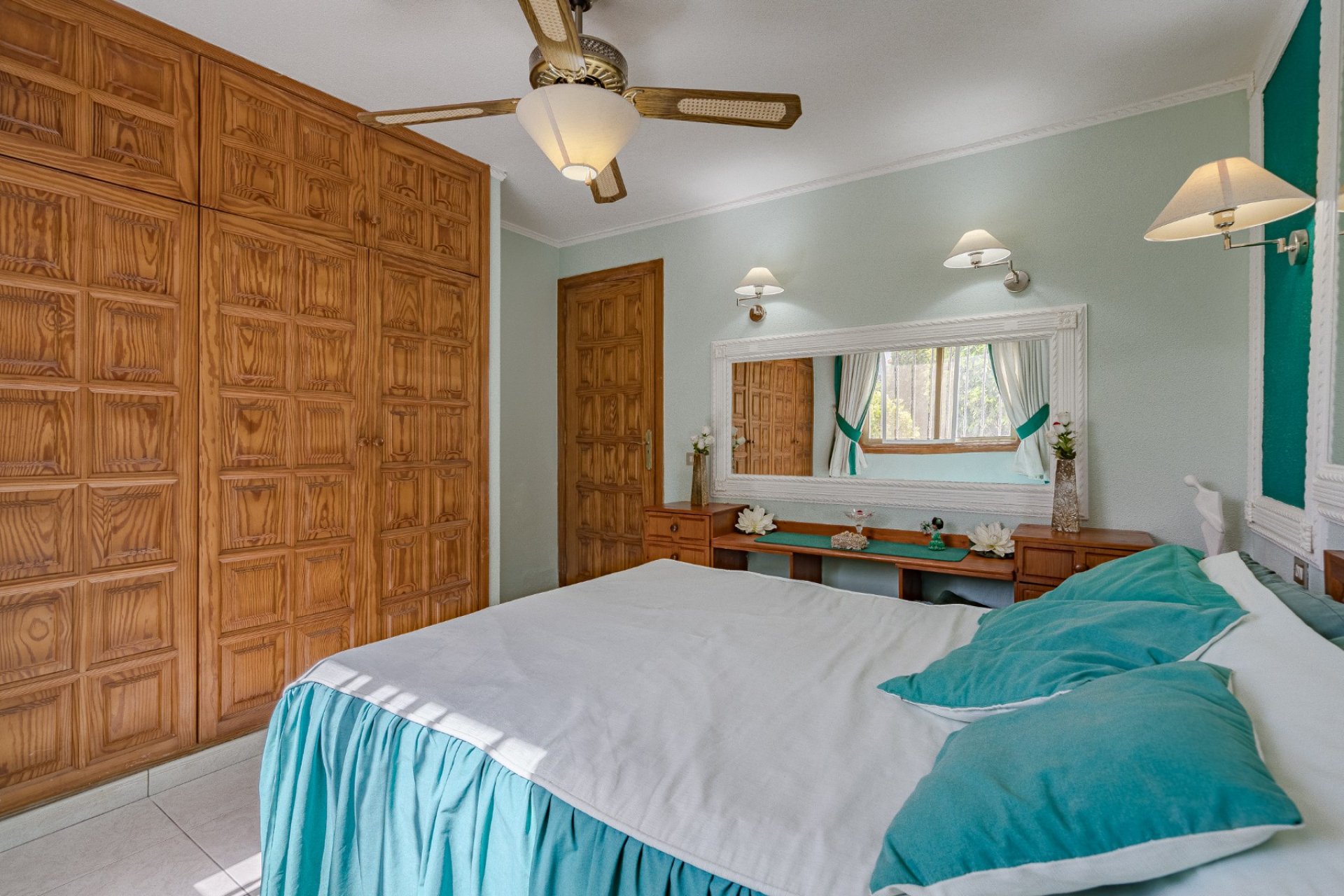 Resale - Villa - Chayofa - Chayofa Tenerife