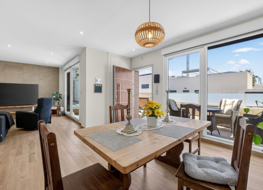 Resale - Villa - Ciudad Quesada - Alicante