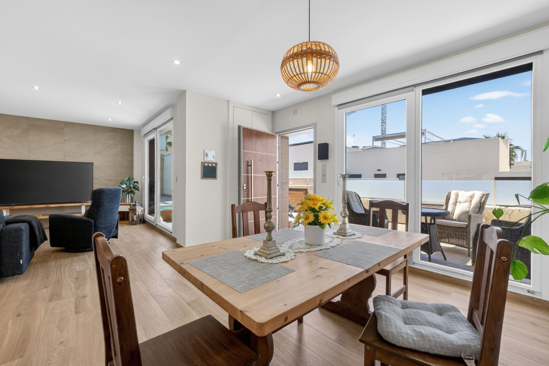 Resale - Villa - Ciudad Quesada - Alicante