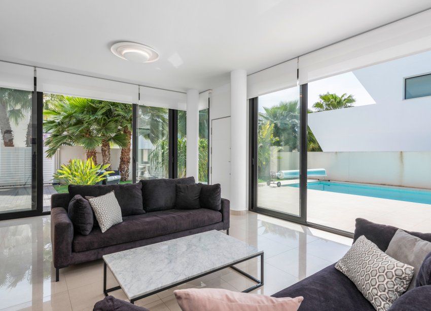 Resale - Villa - Ciudad Quesada - Rojales