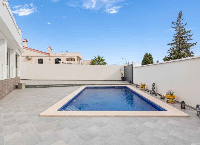 Resale - Villa - Ciudad Quesada - Rojales