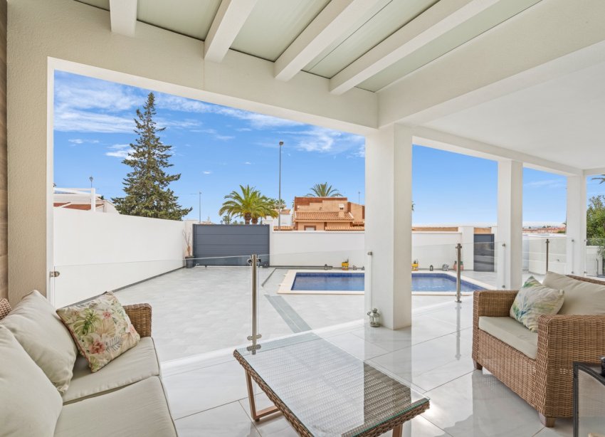 Resale - Villa - Ciudad Quesada - Rojales