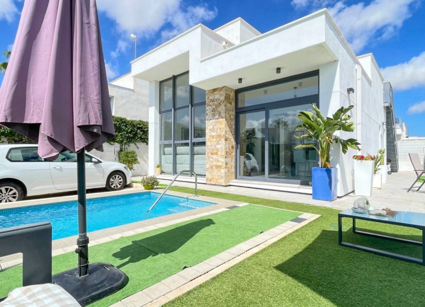 Resale - Villa - Ciudad Quesada - Rojales