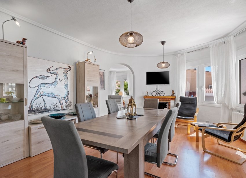 Resale - Villa - Ciudad Quesada - Rojales