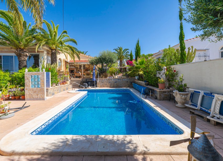 Resale - Villa - Ciudad Quesada - Rojales