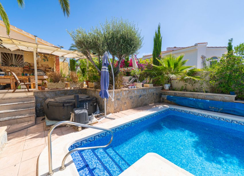 Resale - Villa - Ciudad Quesada - Rojales