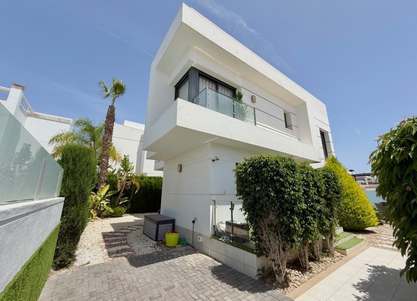 Resale - Villa - Ciudad Quesada
