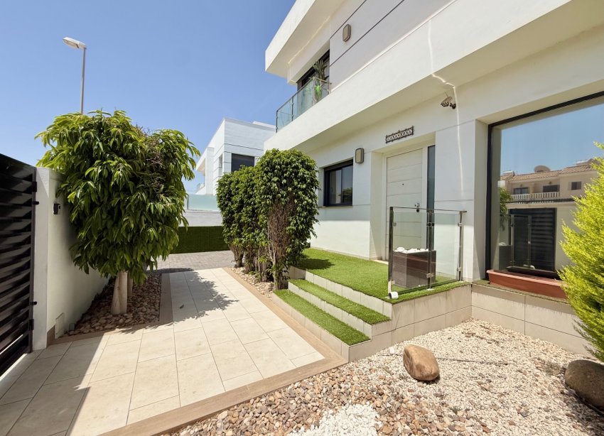 Resale - Villa - Ciudad Quesada