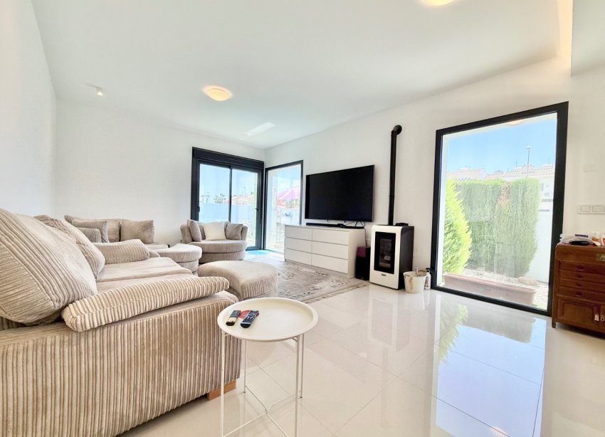 Resale - Villa - Ciudad Quesada
