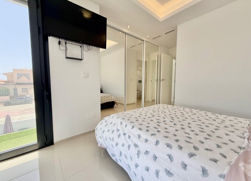 Resale - Villa - Ciudad Quesada