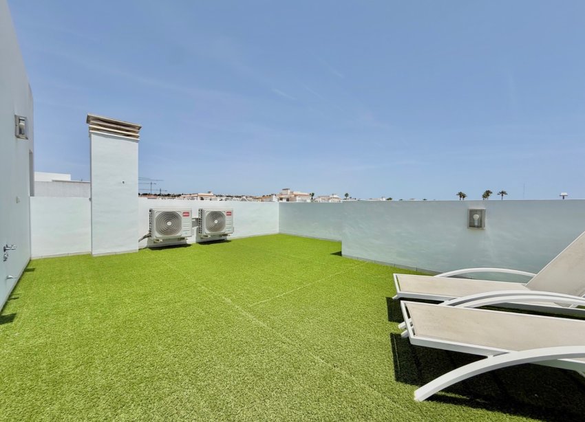 Resale - Villa - Ciudad Quesada
