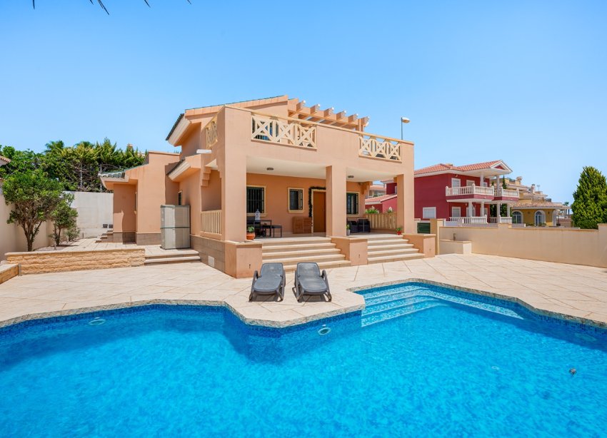 Resale - Villa - Ciudad Quesada
