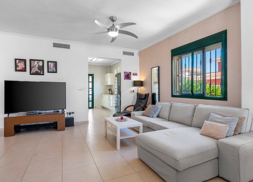 Resale - Villa - Ciudad Quesada