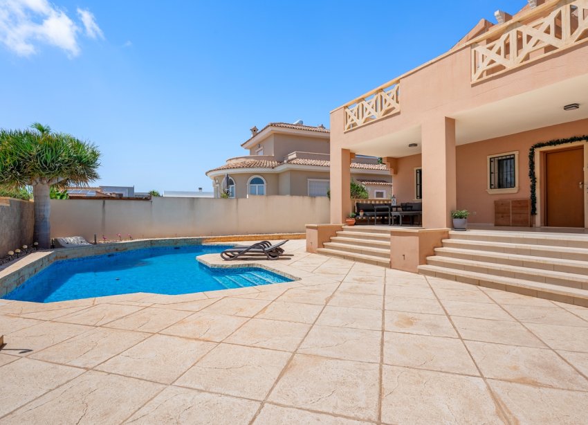 Resale - Villa - Ciudad Quesada