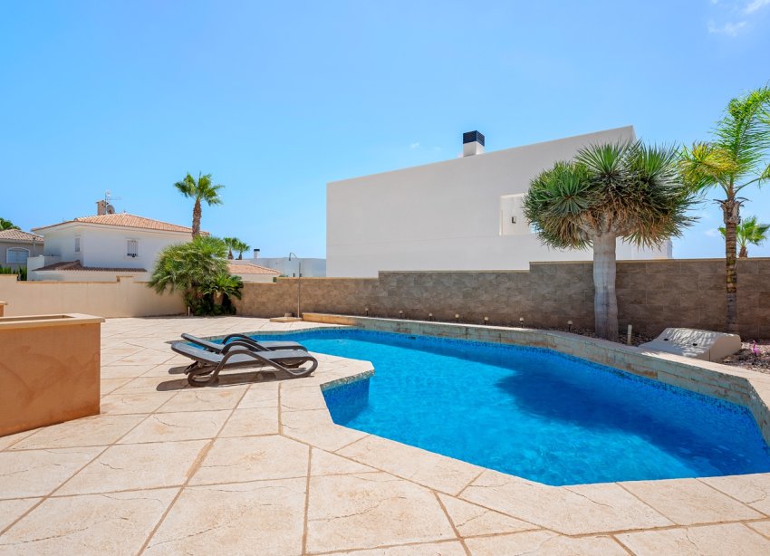 Resale - Villa - Ciudad Quesada