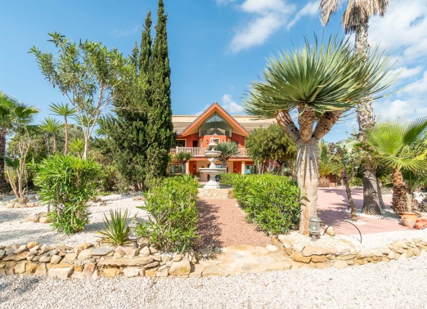 Resale - Villa - Costa Blanca - Orihuela Costa