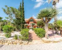 Resale - Villa - Costa Blanca - Orihuela Costa