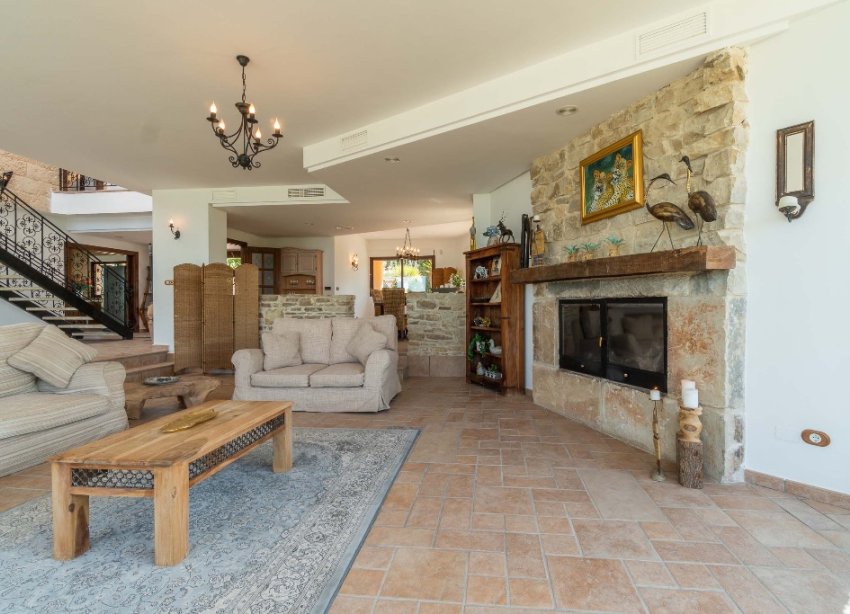 Resale - Villa - Costa Blanca - Orihuela Costa