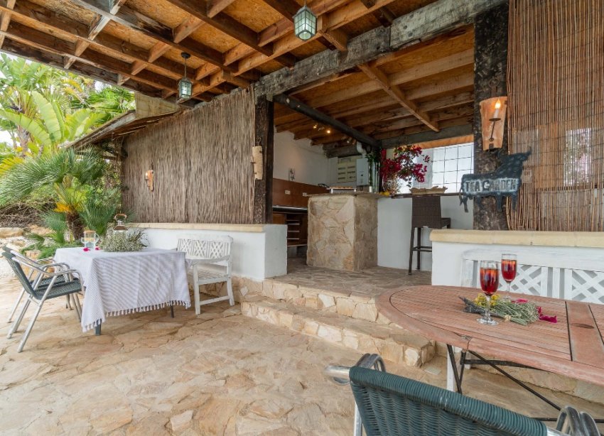 Resale - Villa - Costa Blanca - Orihuela Costa