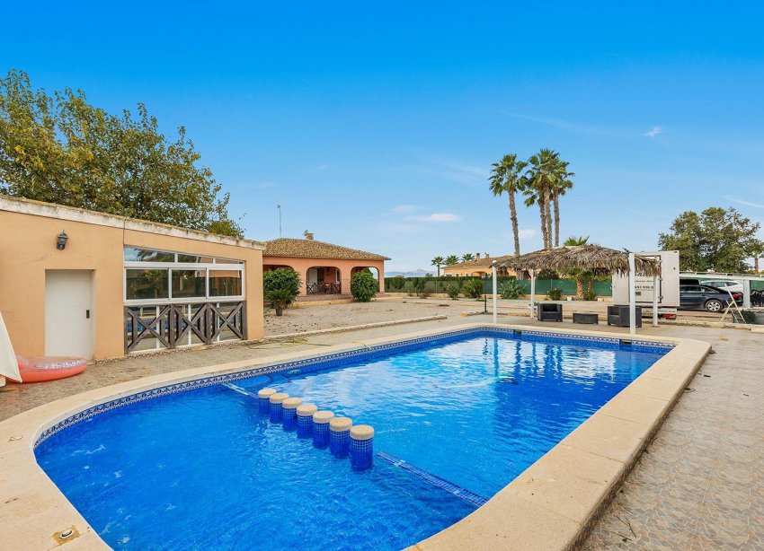 Resale - Villa - Dolores - Vereda del pozo