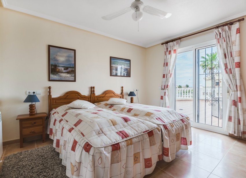 Resale - Villa - Gran Alacant - Monte y Mar