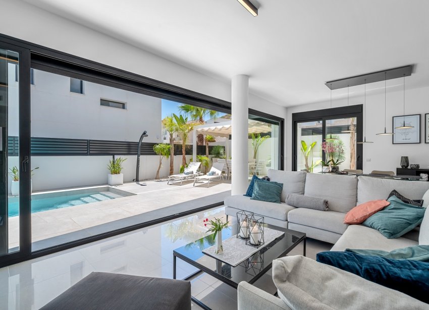 Resale - Villa - Guardamar del Segura - Guardamar Del Segura