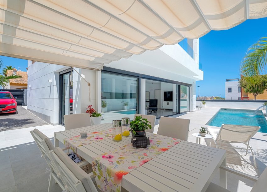 Resale - Villa - Guardamar del Segura - Guardamar Del Segura