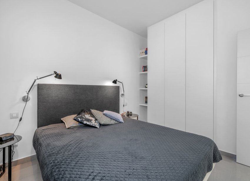 Resale - Villa - Guardamar del Segura - Guardamar Del Segura