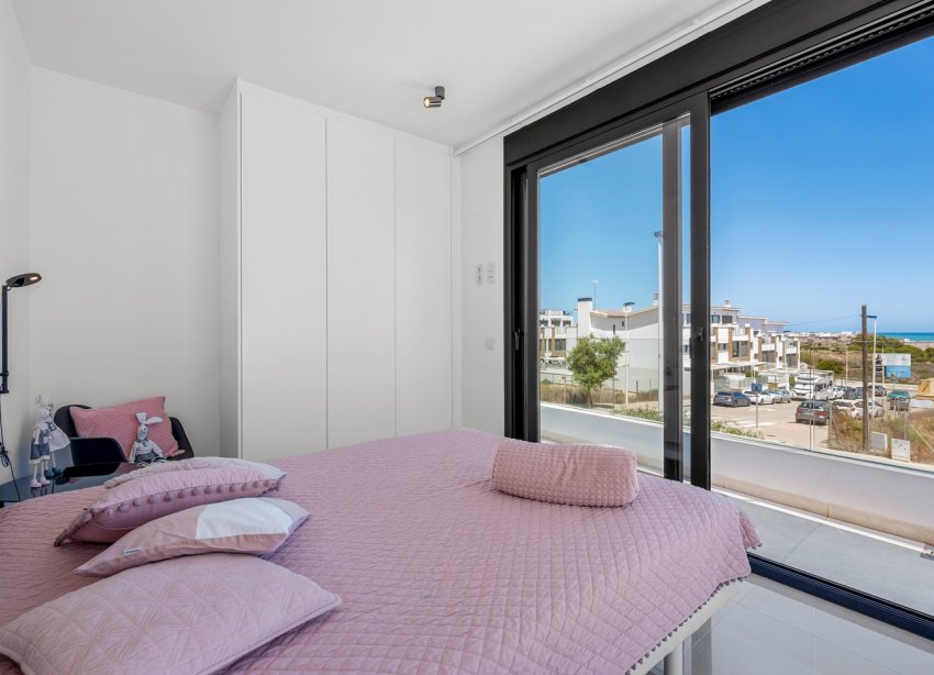 Resale - Villa - Guardamar del Segura - Guardamar Del Segura