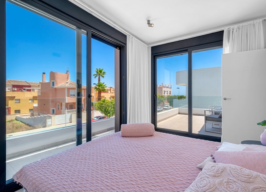 Resale - Villa - Guardamar del Segura - Guardamar Del Segura