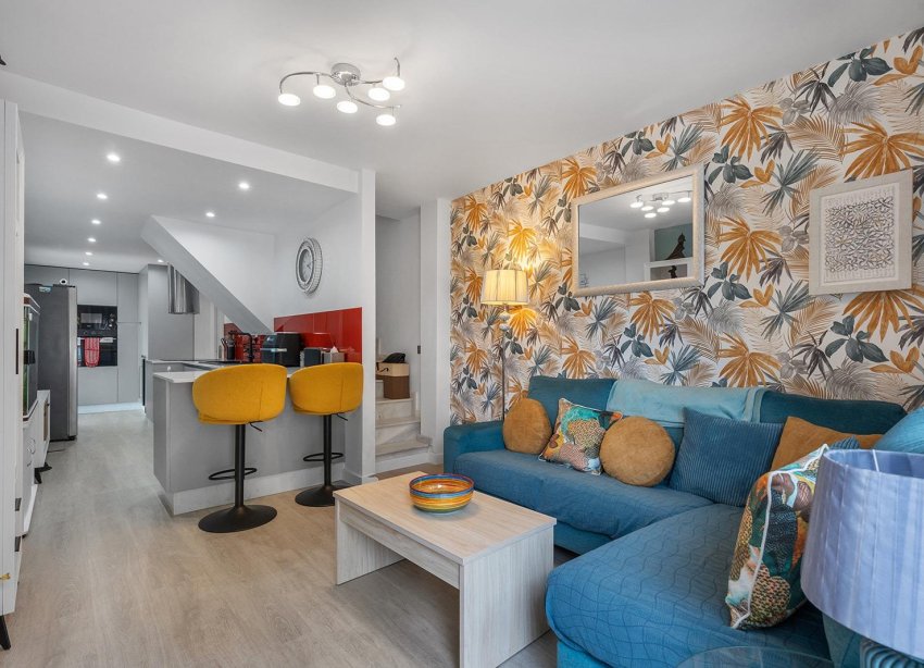 Resale - Villa - Guardamar del Segura - Urbanizaciones