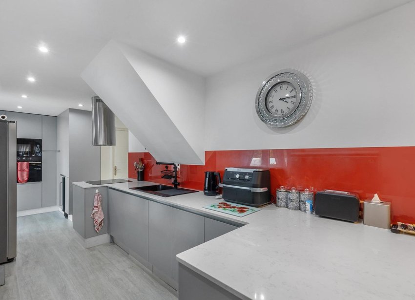 Resale - Villa - Guardamar del Segura - Urbanizaciones