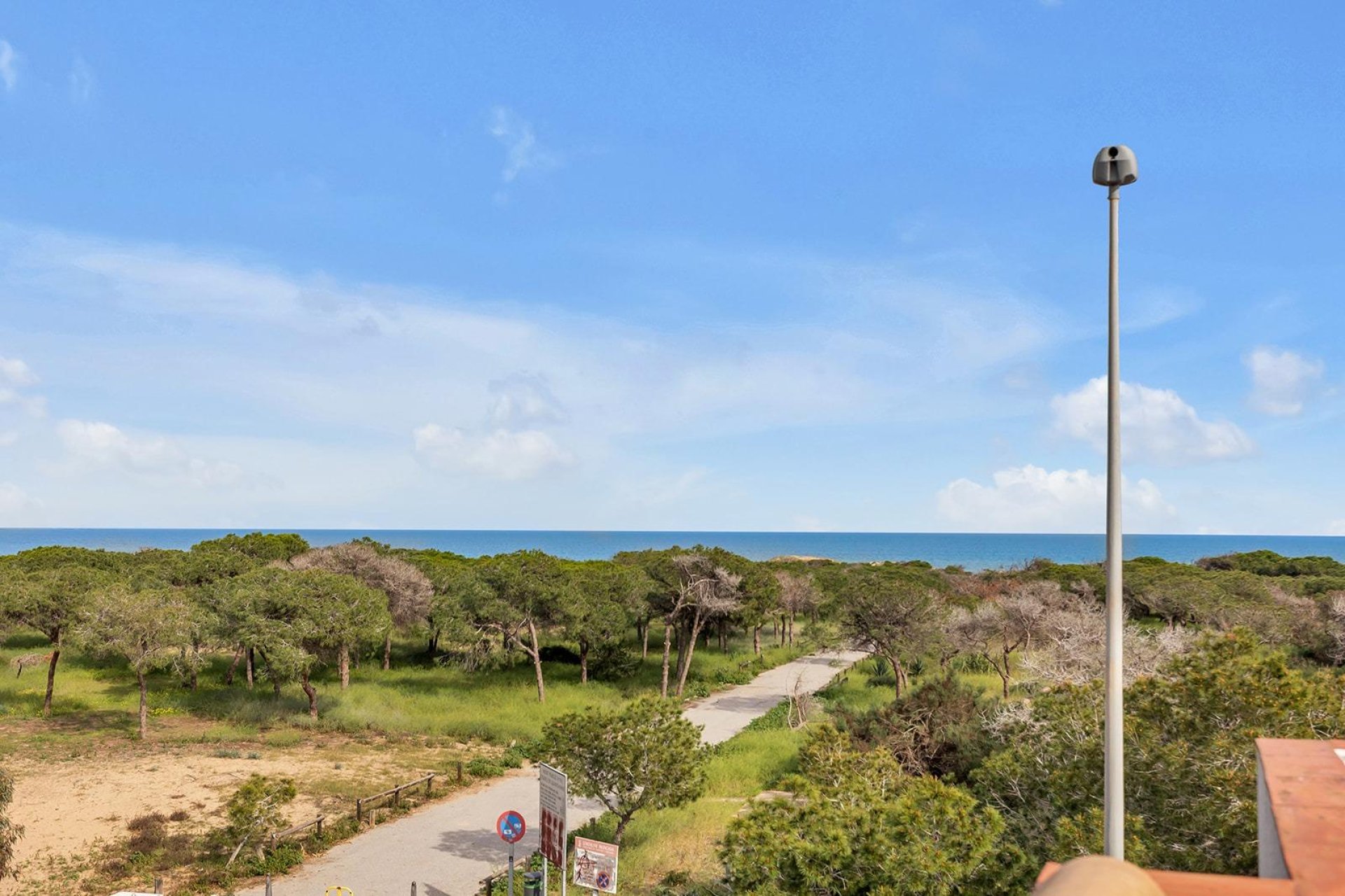 Resale - Villa - Guardamar del Segura - Urbanizaciones