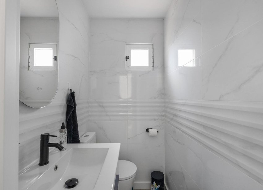 Resale - Villa - Guardamar del Segura - Urbanizaciones