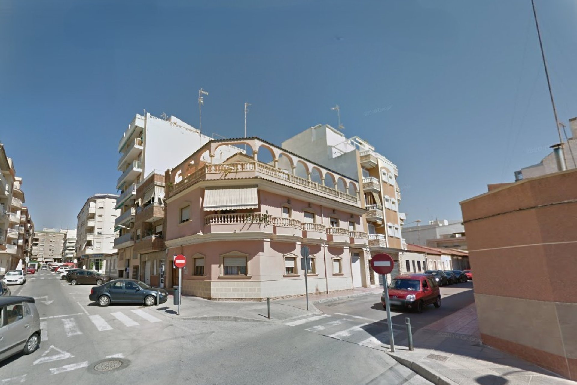 Resale - Villa - Guardamar del Segura