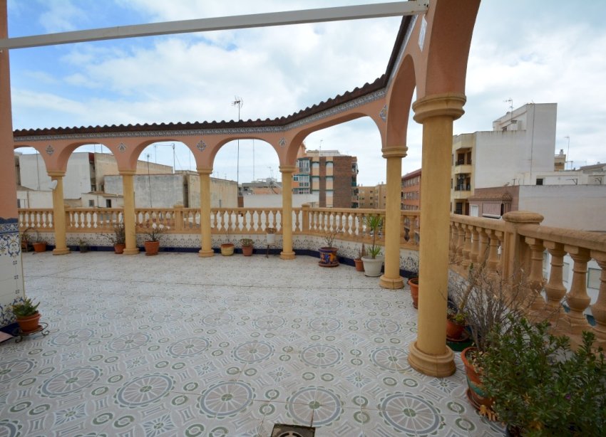 Resale - Villa - Guardamar del Segura