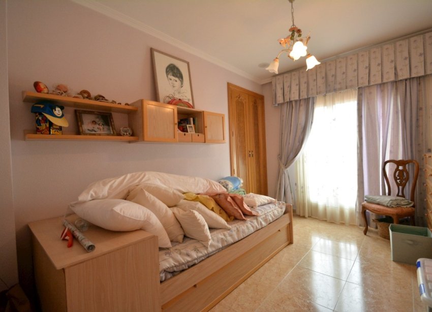 Resale - Villa - Guardamar del Segura