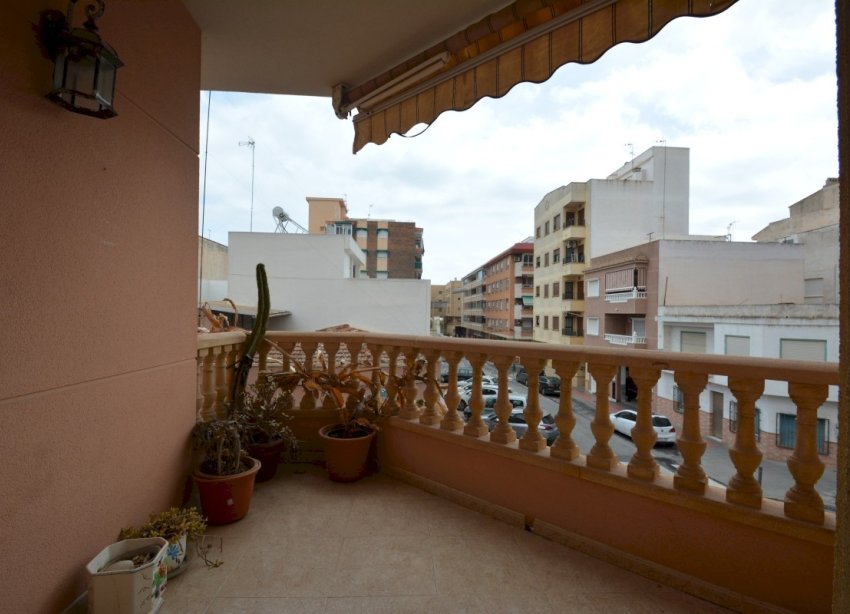 Resale - Villa - Guardamar del Segura