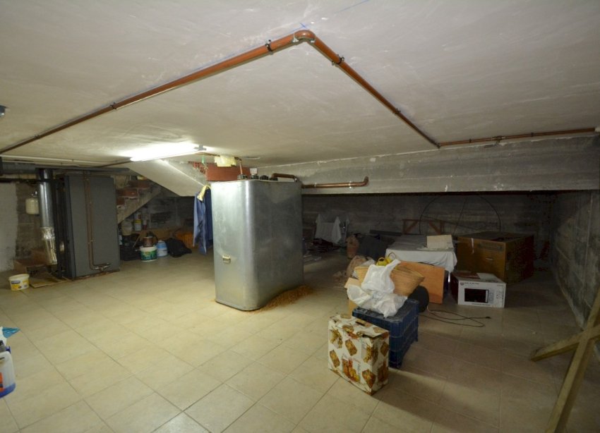 Resale - Villa - Guardamar del Segura