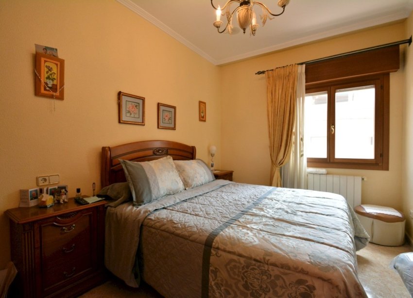 Resale - Villa - Guardamar del Segura