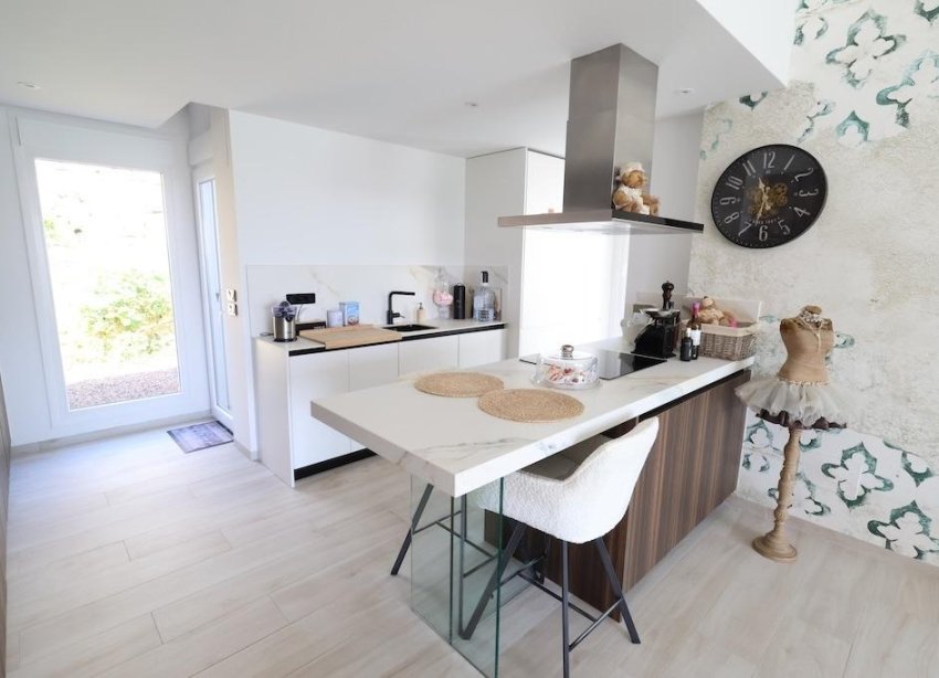 Resale - Villa / House - Algorfa - Comunidad valenciana