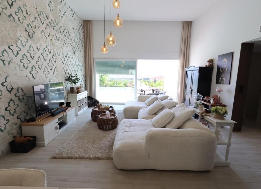 Resale - Villa / House - Algorfa - Comunidad valenciana