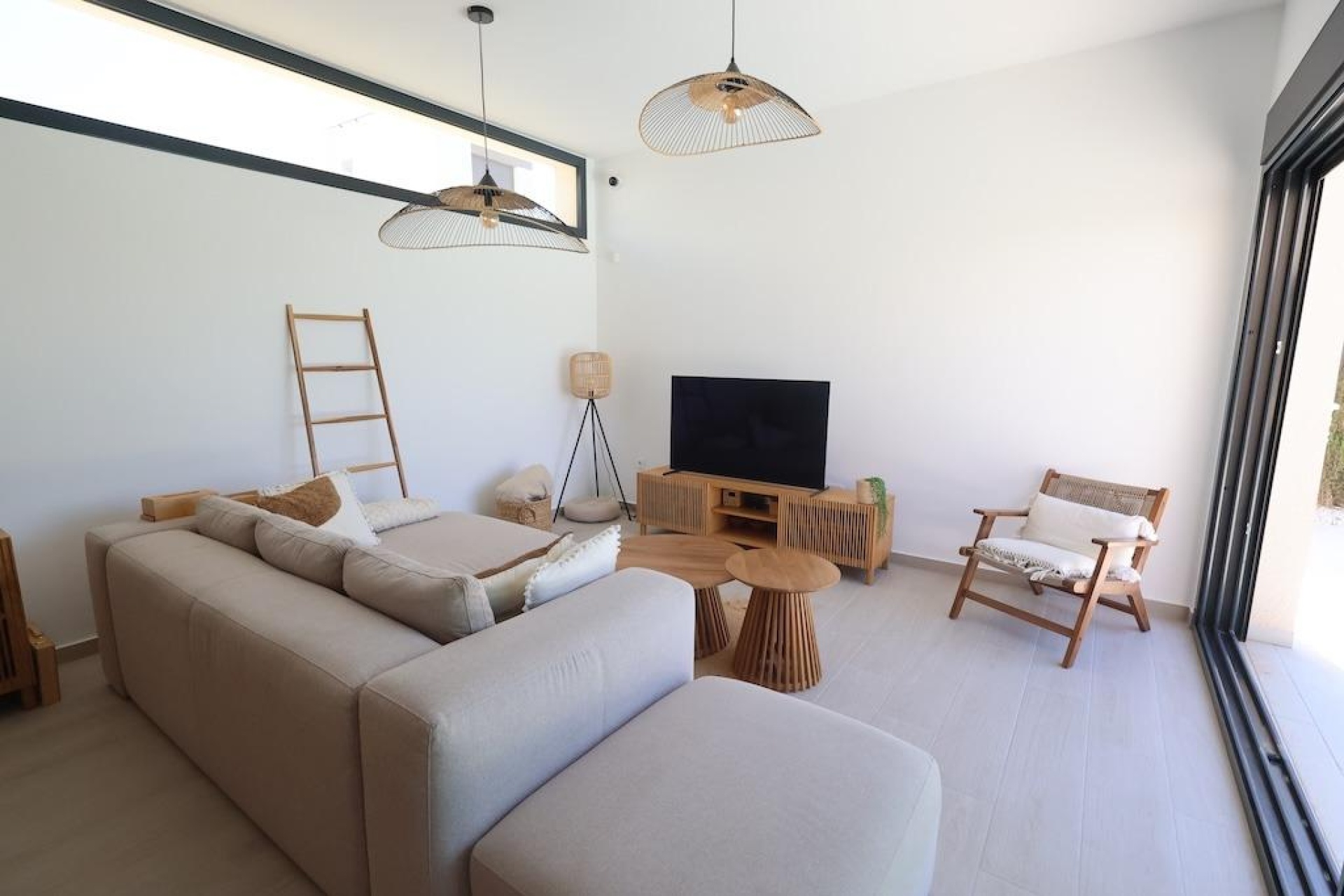 Resale - Villa / House - Algorfa - Comunidad valenciana